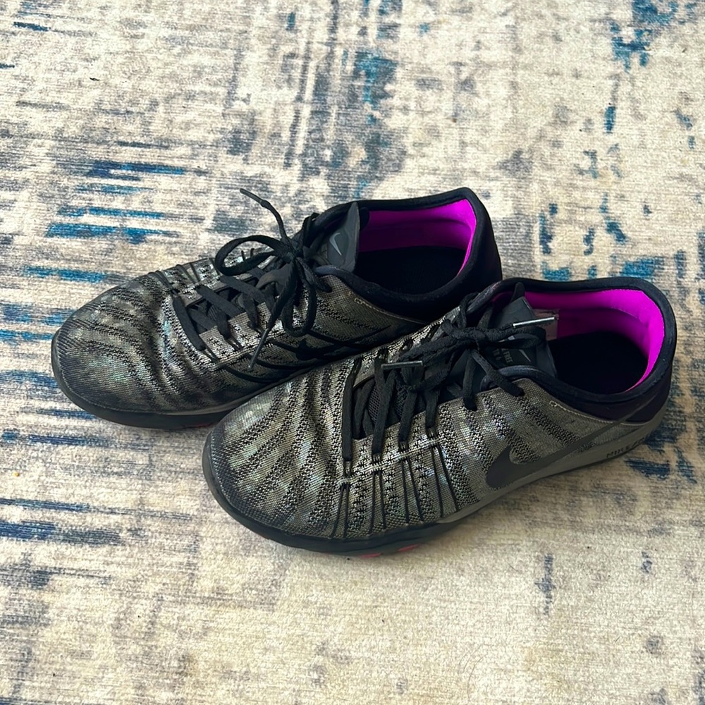 Nike Free TR6 training shoes